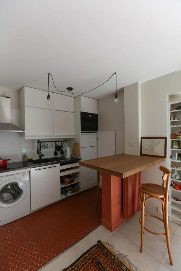 Peaceful Studio With Private Terrace In Montmartre Apartamento Paris