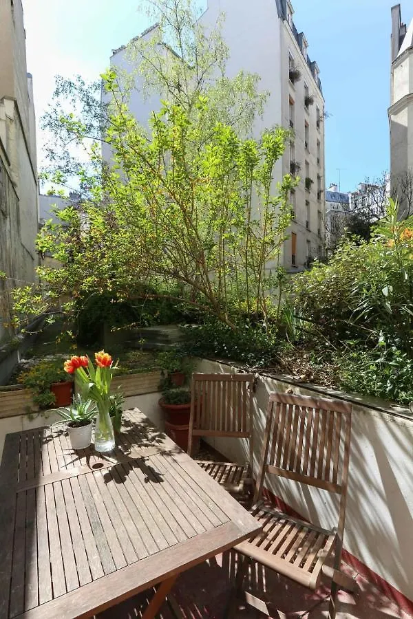 Peaceful Studio With Private Terrace In Montmartre Apartamento Paris