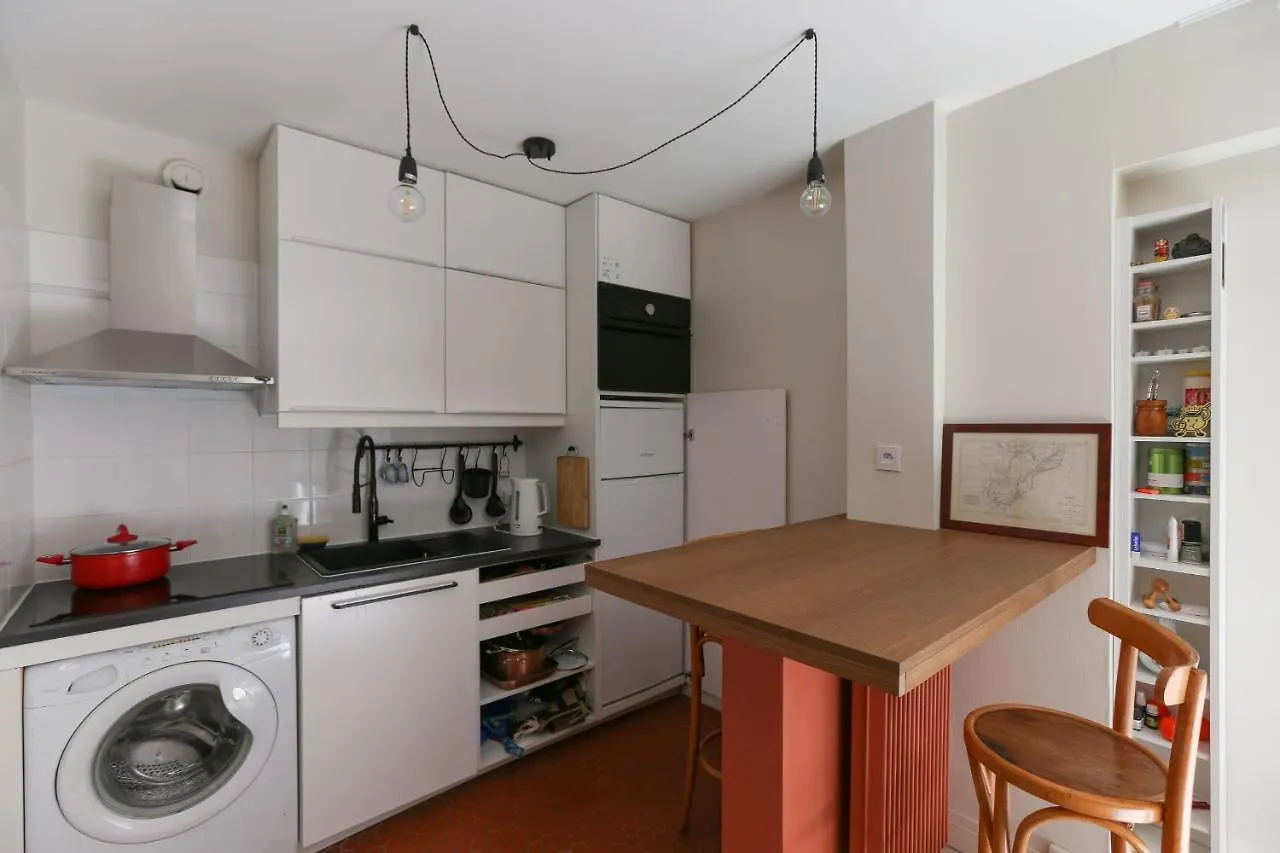 Peaceful Studio With Private Terrace In Montmartre Apartamento Paris